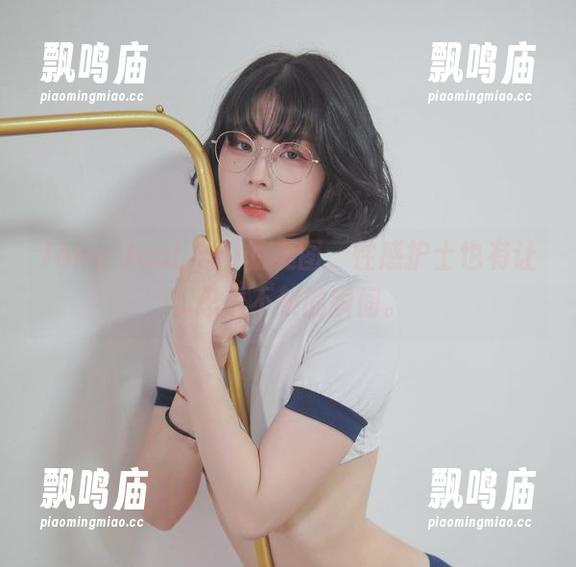 Jang Joo(장주)的美图，性感护士也有让人忍俊不禁的瞬间。